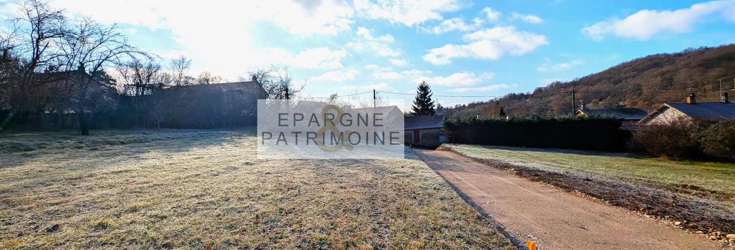 Terrain  676 m² à vendre à Panossas (38460)