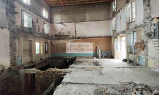 Immeuble  300 m² à vendre à Cottance (42360)