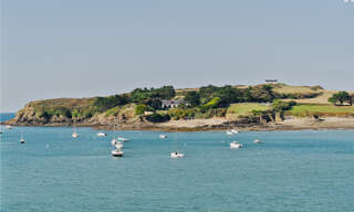 Maison 10 Pièces 232 m² à vendre à Saint-Coulomb (35350)