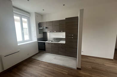 Appartement 3 pièces 710 €