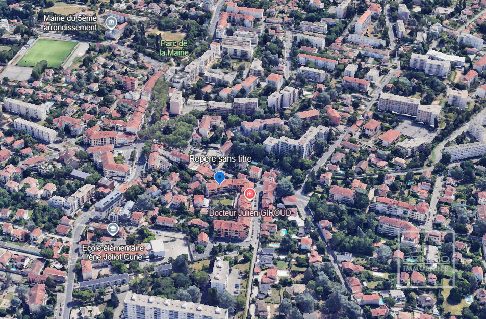 Local commercial L T4