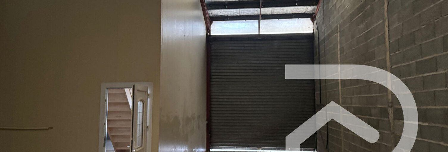 Commerce  220 m² à louer à Preignan (32810)