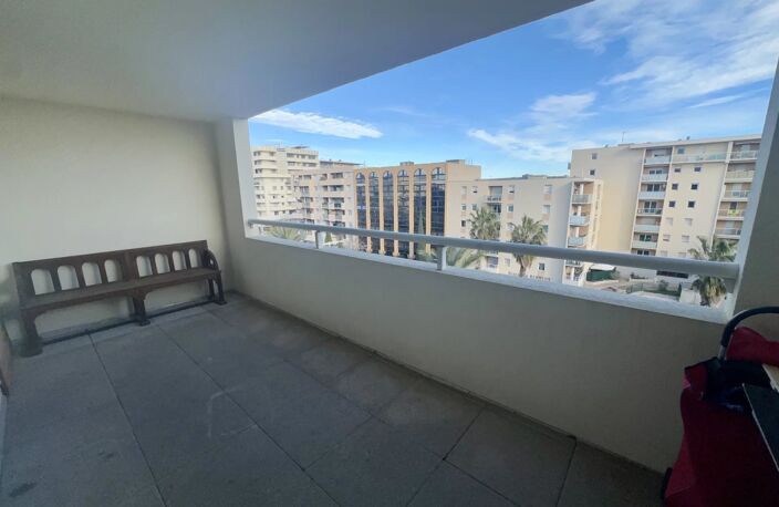 Duplex F4, dernier étage, 3 terrasses, garage, parking — photo 3