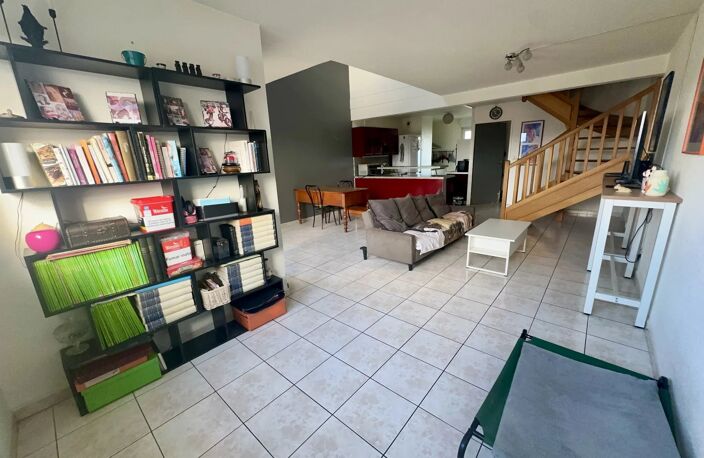 Duplex F4, dernier étage, 3 terrasses, garage, parking — photo 4
