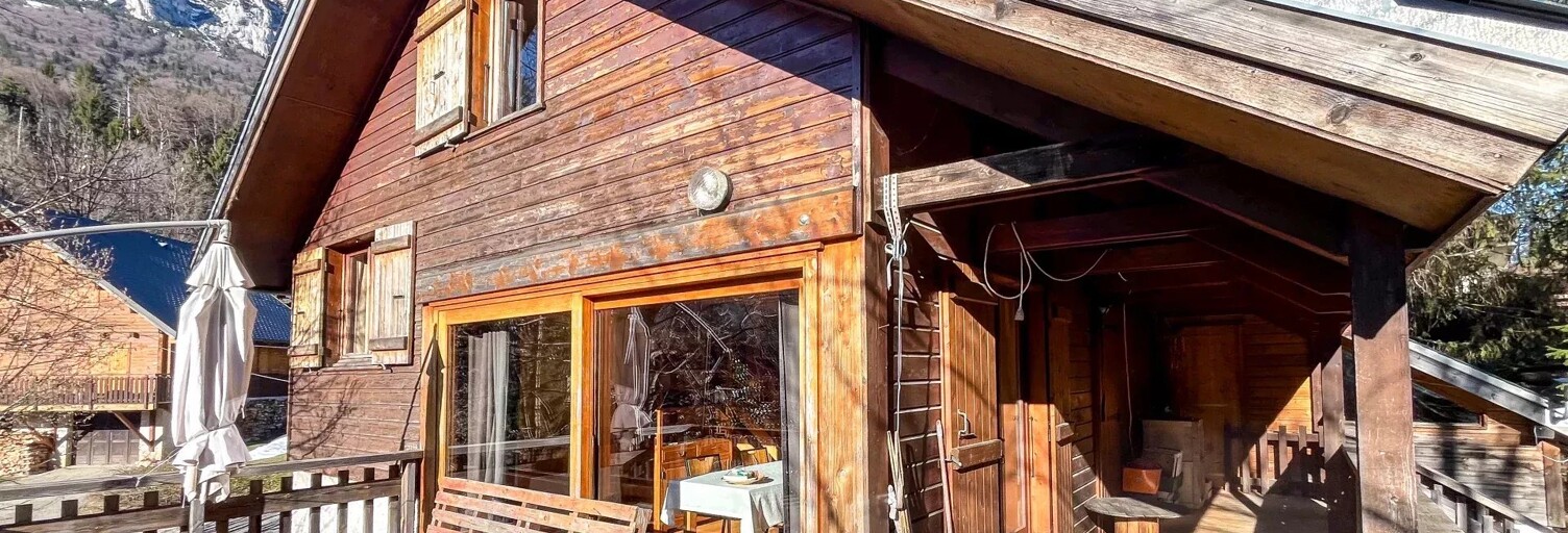 Maison 5 Pièces 120 m² à vendre à Plateau-des-Petites-Roches (38660)