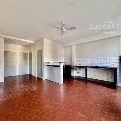 Appartement 3 pièces 1298 €