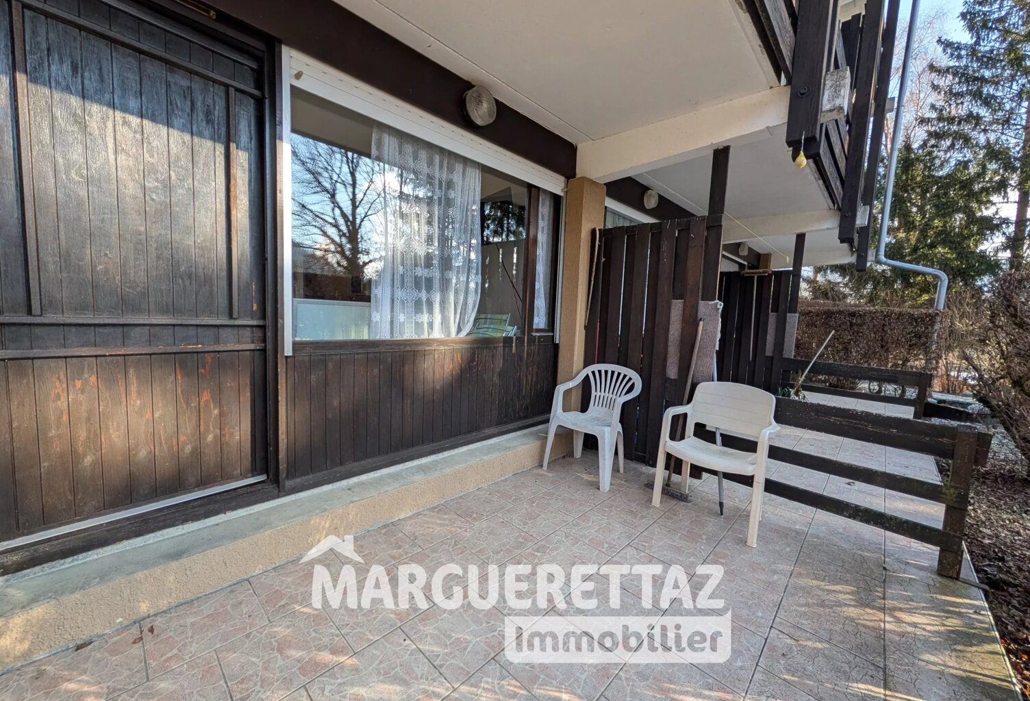 A ONNION STUDIO  EN REZ DE JARDIN — photo 1