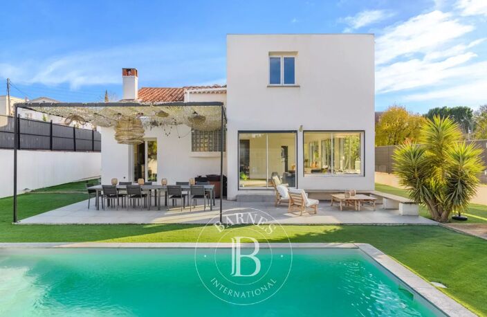 Vente maison familiale - Michelet - 13009 - Jardin - Piscine - N — photo 2