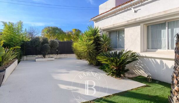 Villa / Maison 9 pièces  à vendre Marseille 9eme 13009