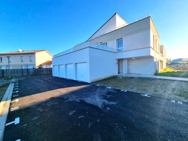 APPARTEMENTS NEUFS T3 ET T4 PINS-JUSTARET — photo du bien