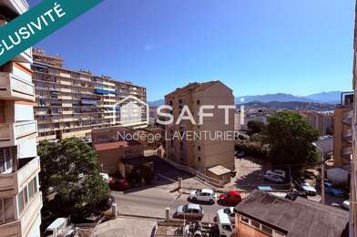 Appartement 3 pièces 230000 €