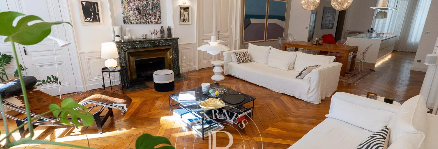 Appartement 7 Pièces 230 m² à vendre à Lyon 2 (69002)