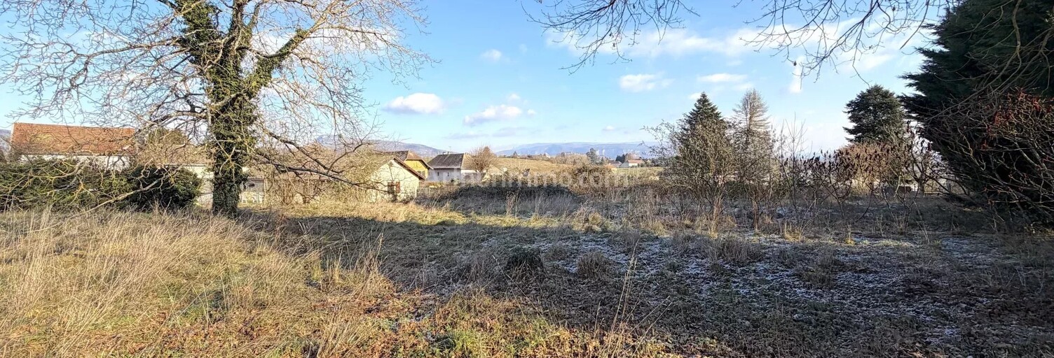 Terrain  1786 m² à vendre à Les Avenières Veyrins-Thuellin (38630)