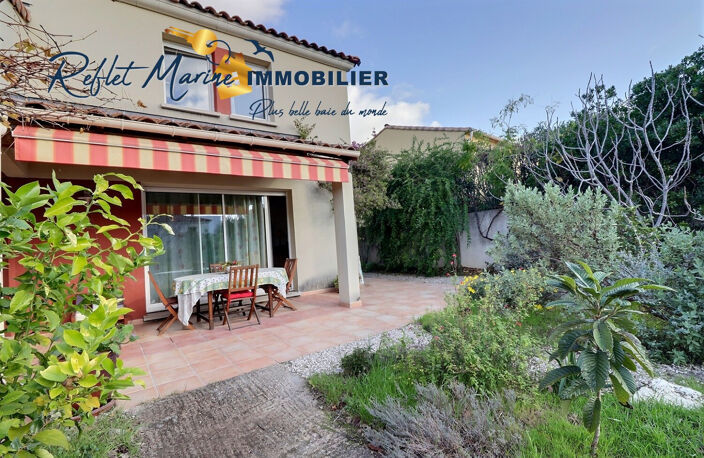 A La  Ciotat proche des commerces, maison T4/5 avec suite pa — photo 5
