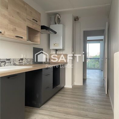 Appartement 5 pièces 212000 €