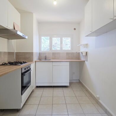 Appartement 3 pièces 108000 €