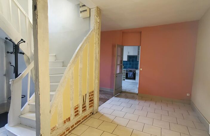 CENTRE-VILLE de Lisieux, toutes commodités à pied — photo 3