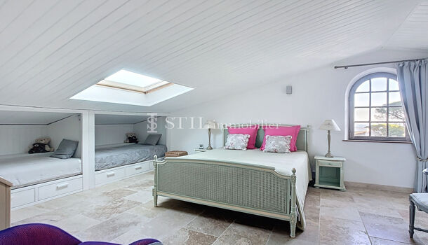 Villa / Maison 6 pièces  à vendre Sainte-Maxime 83120