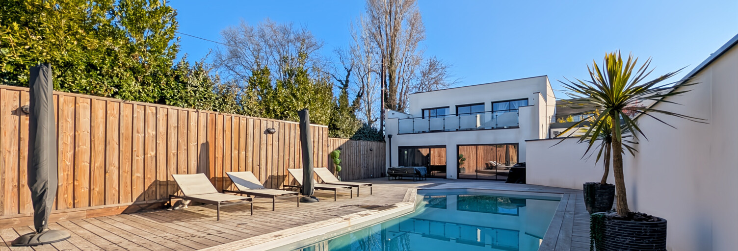 Maison 6 Pièces 190 m² à vendre à Bruges (33520)