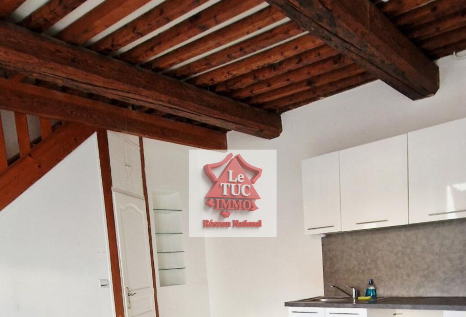 maison 2 chambres 1 bureau 26700 pierrelatte — photo 1