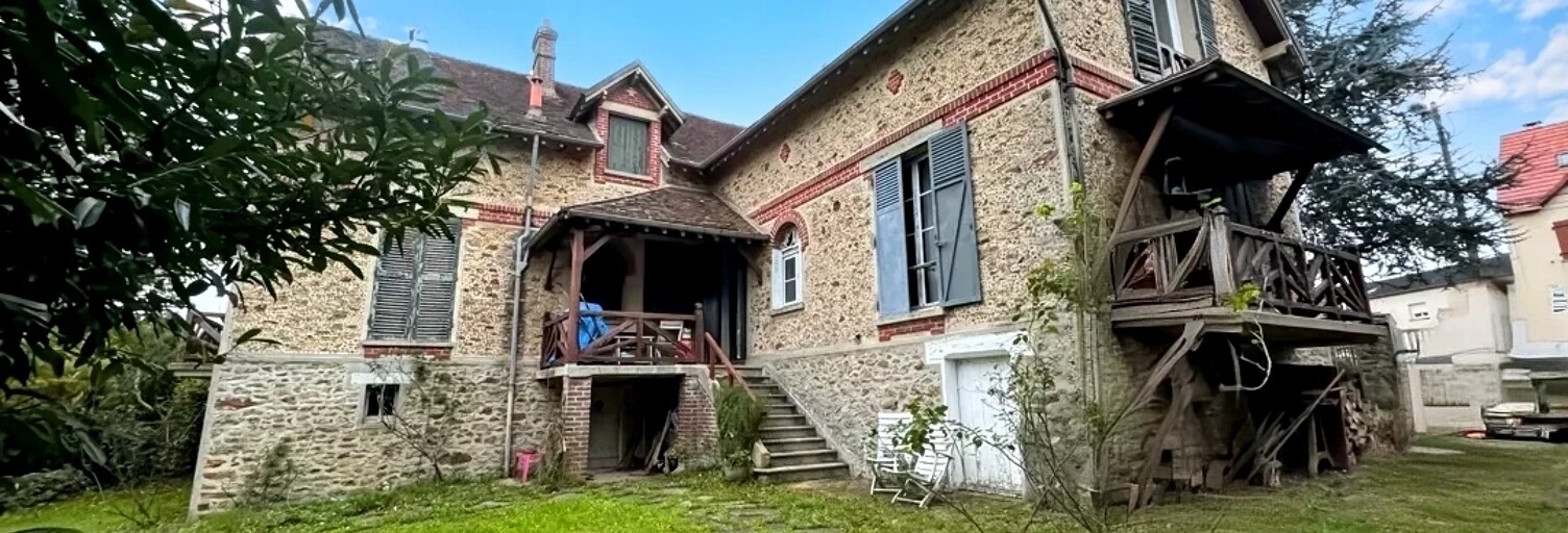 Maison 11 Pièces 220 m² à vendre à Mouroux (77120)