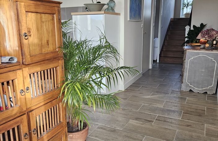 Vente Maison/villa 6 pièces — photo 2