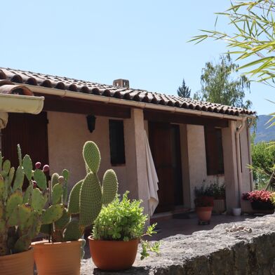 Maison 4 pièces 300000 €