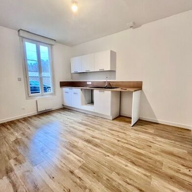 Appartement 3 pièces 720 €