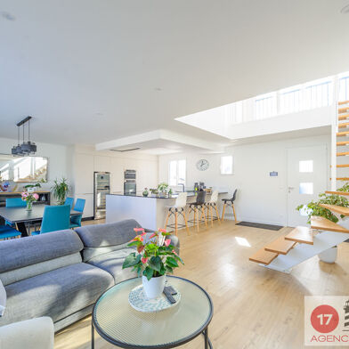 Maison 5 pièces 927000 €