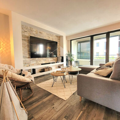 Appartement 3 pièces 1200 €