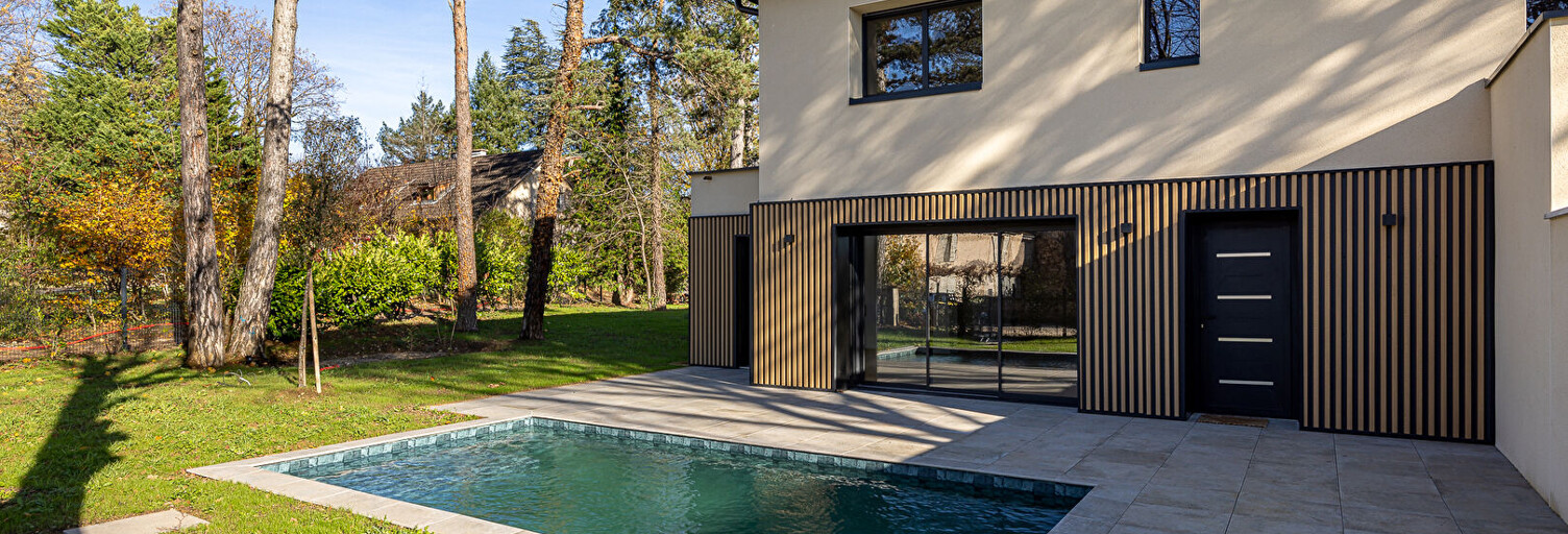 Maison 6 Pièces 150 m² à vendre à Charbonnières-les-Bains (69260)