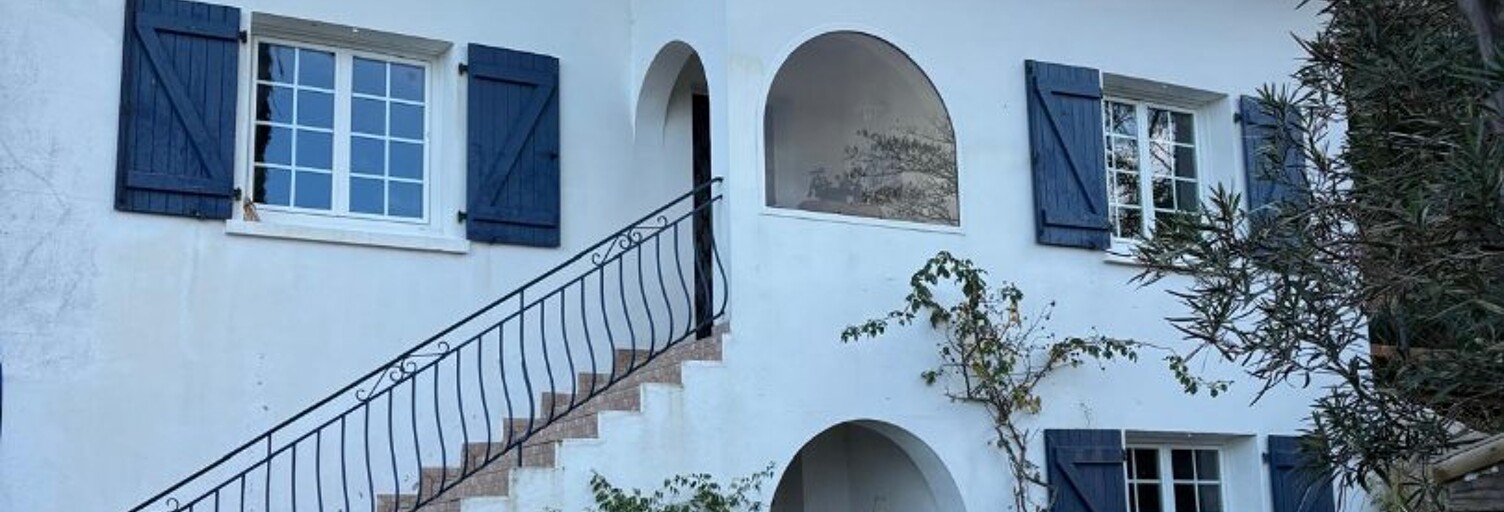 Maison 9 Pièces 260 m² à vendre à Cambo-les-Bains (64250)