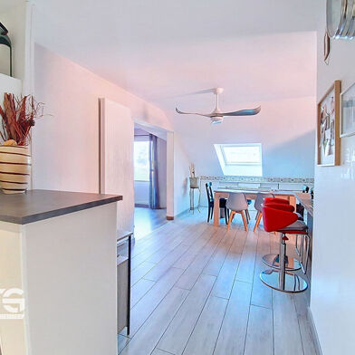 Appartement 2 pièces 210000 €