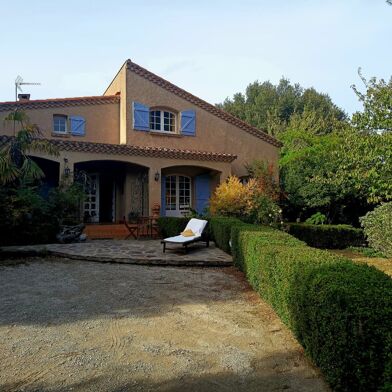 Maison 10 pièces 526000 €