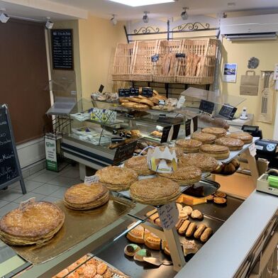 Commerce  110000 €