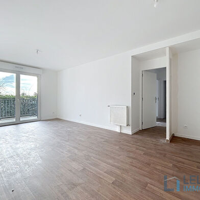 Appartement 3 pièces 760 €