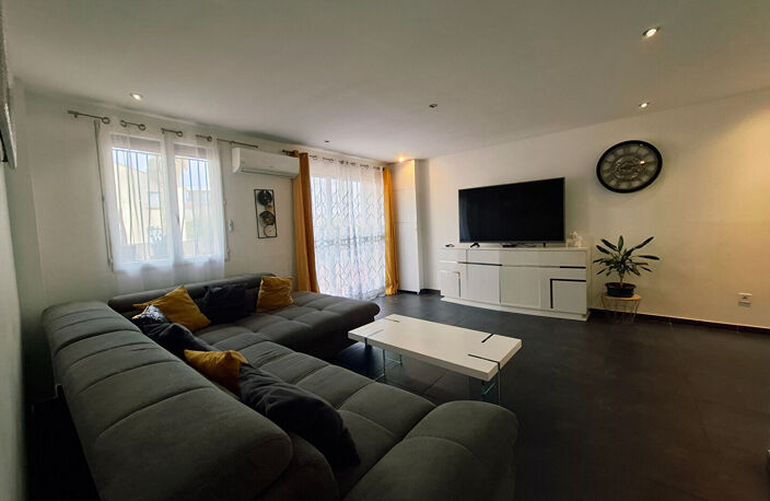 Perpignan Saint Assiscle Maison de Type 5 de 115m2 habitables — photo 2