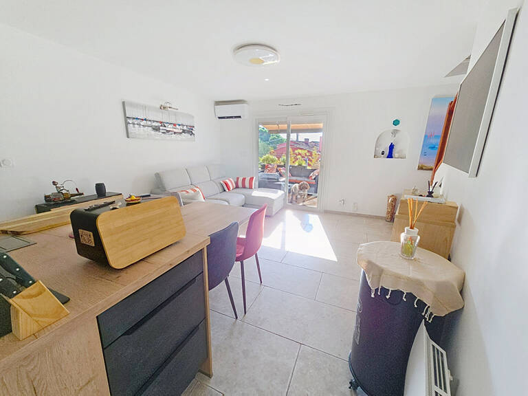 Appartement Six Fours Les Plages 2 pièce(s) 68 m2 — photo 1
