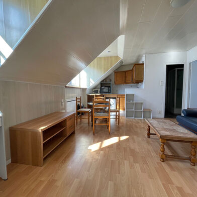 Appartement 2 pièces 555 €