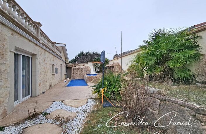 Maison contemporaine avec piscine — photo 2