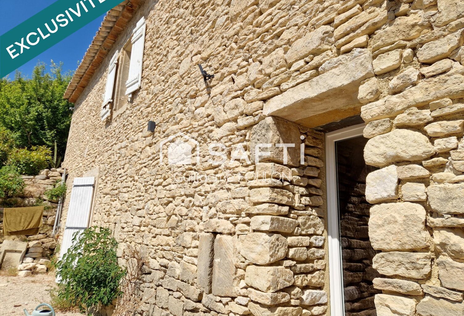 Au cœur du Luberon, charmante maison en pierre — photo 1