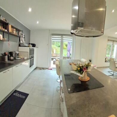 Maison 7 pièces 399000 €