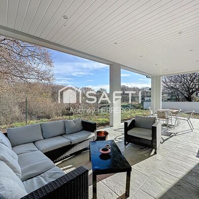 Maison 6 pièces 449000 €