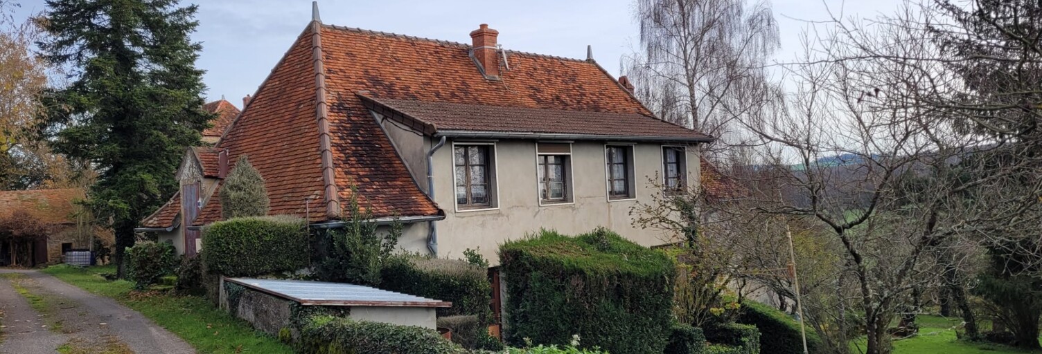 Maison 10 Pièces 144 m² à vendre à Lugny-lès-Charolles (71120)