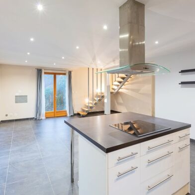 Maison 4 pièces 213000 €