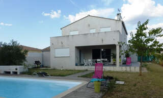 Maison 7 Pièces 193 m² à louer à Aujargues (30250)