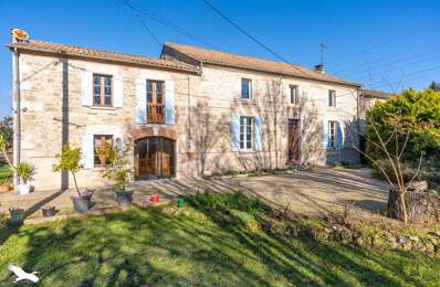 Maison en pierre de 7 pièces principales — photo du bien
