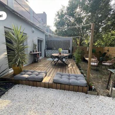 Appartement 3 pièces 210400 €