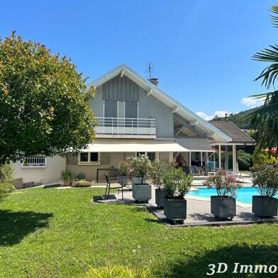 Maison 5 pièces 695000 €