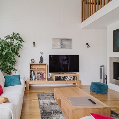 Appartement 7 pièces 943265 €